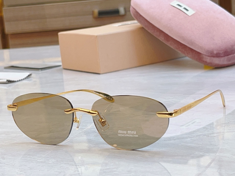 MIU MIU
